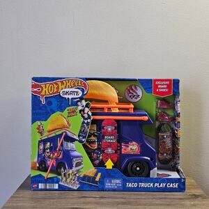 Hot Wheels Skate Taco Truck Play Case Portable Fingerboard Skatepark Playset NWT